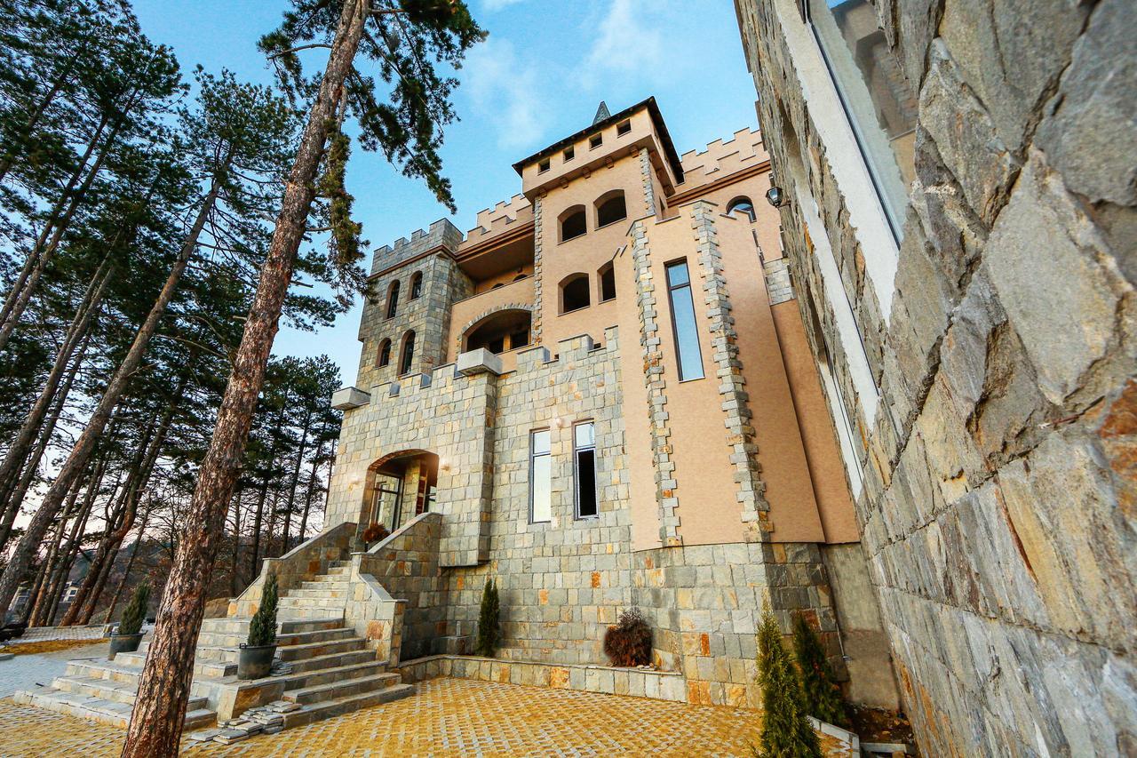 לינה וארוחת בוקר Valentina Castle